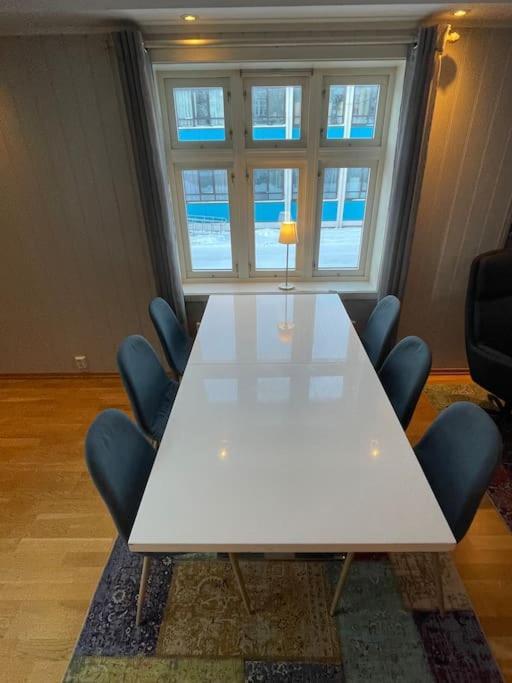 Skjomtind - Modern Apartment With Free Parking Нарвик Екстериор снимка